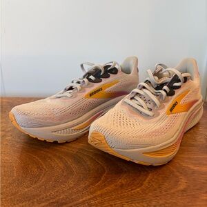 Brooks Ghost 17